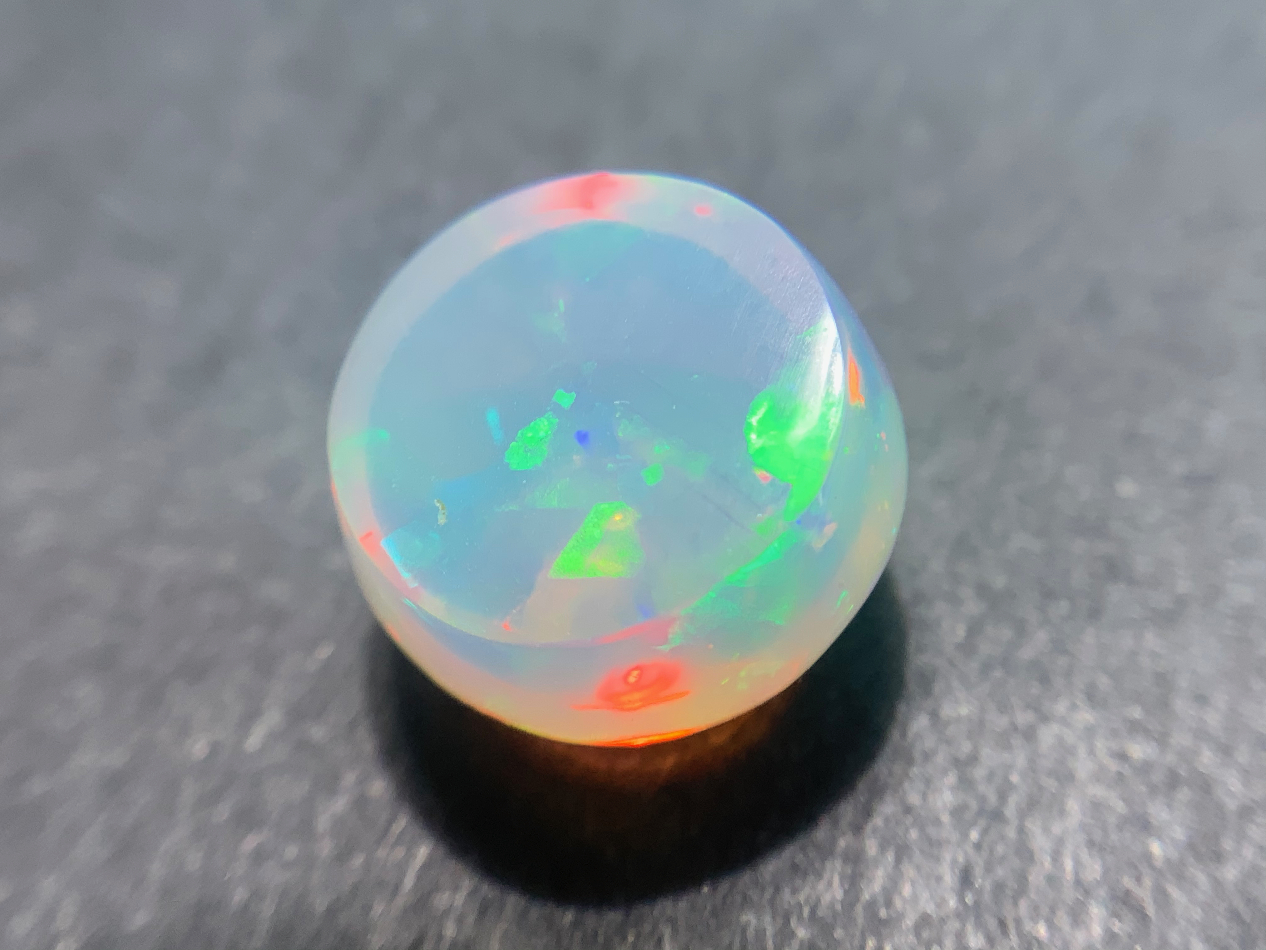 1 pcs Crystal Opal  -Welo - 2.32 ct - B 586
