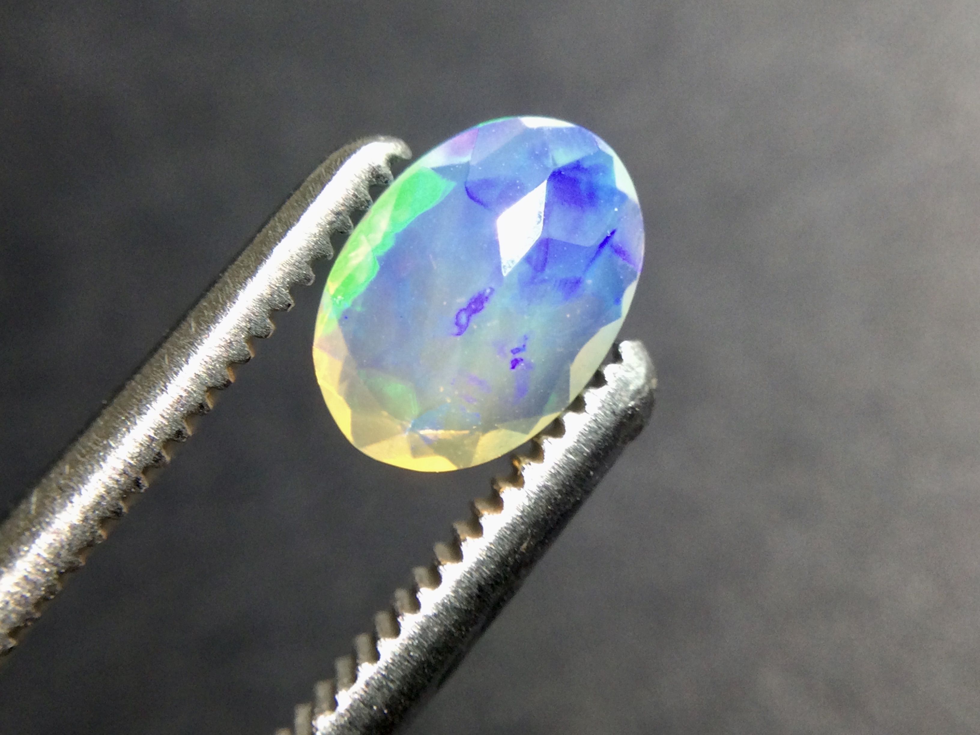  Konvolut von 6 ethiopischen( Welo) Crystal Opalen B 256 - 1.80 ct
