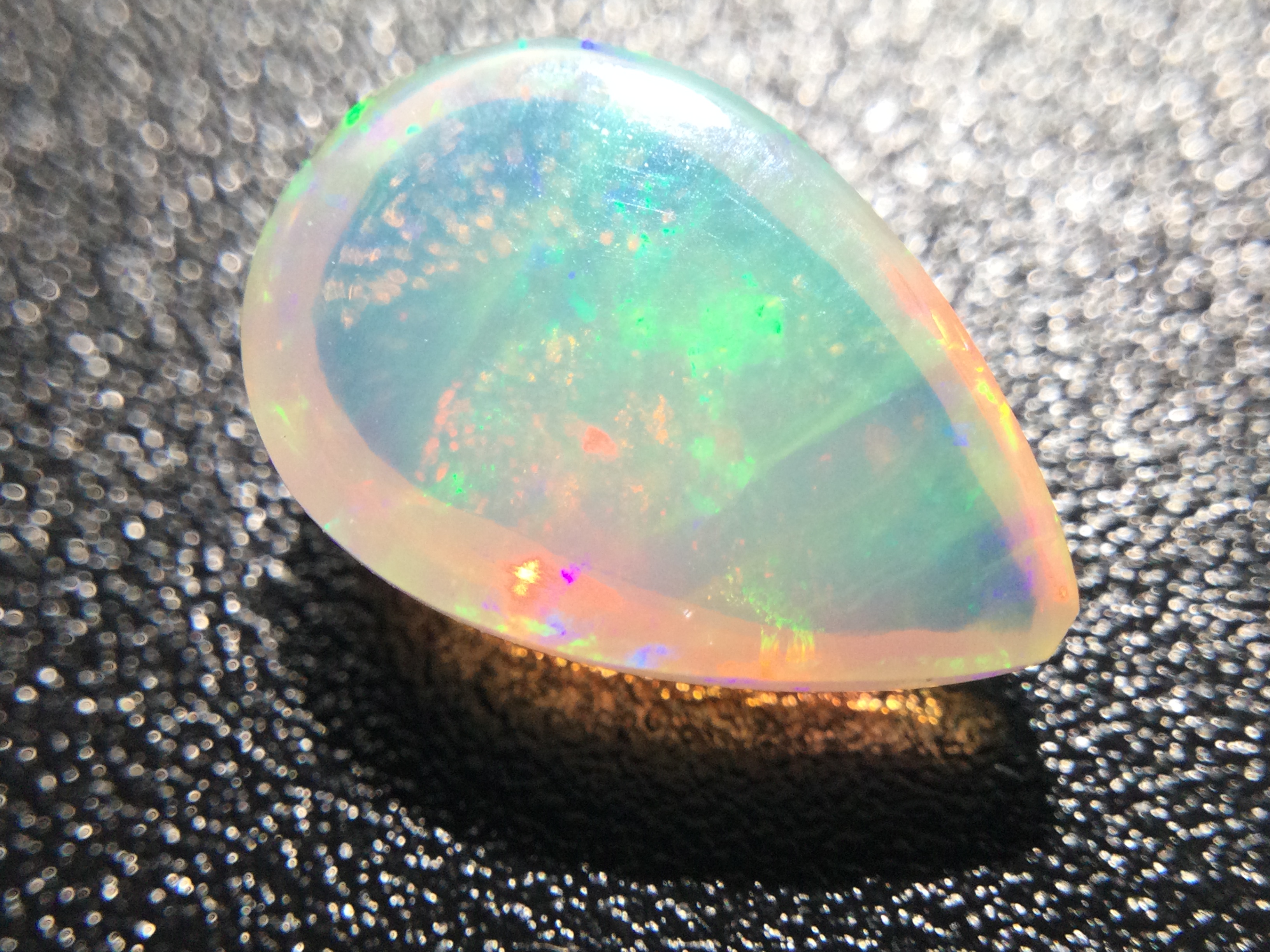 Konvolut von 3 Ethiopischen Welo -Crystal Opalen - 4.28 ct- B 190