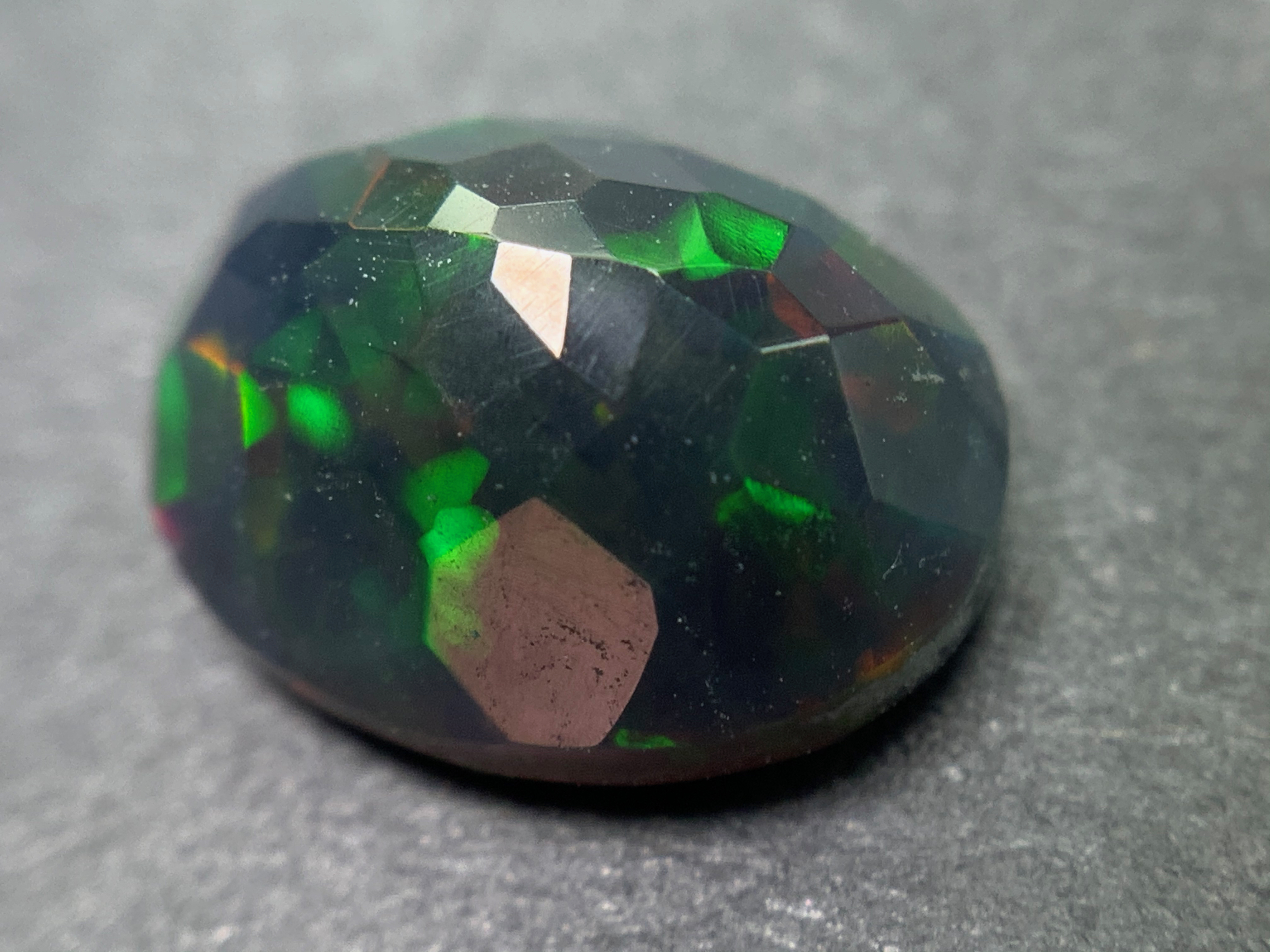 Natural Black Opal-Welo (Ethiopien) B 112