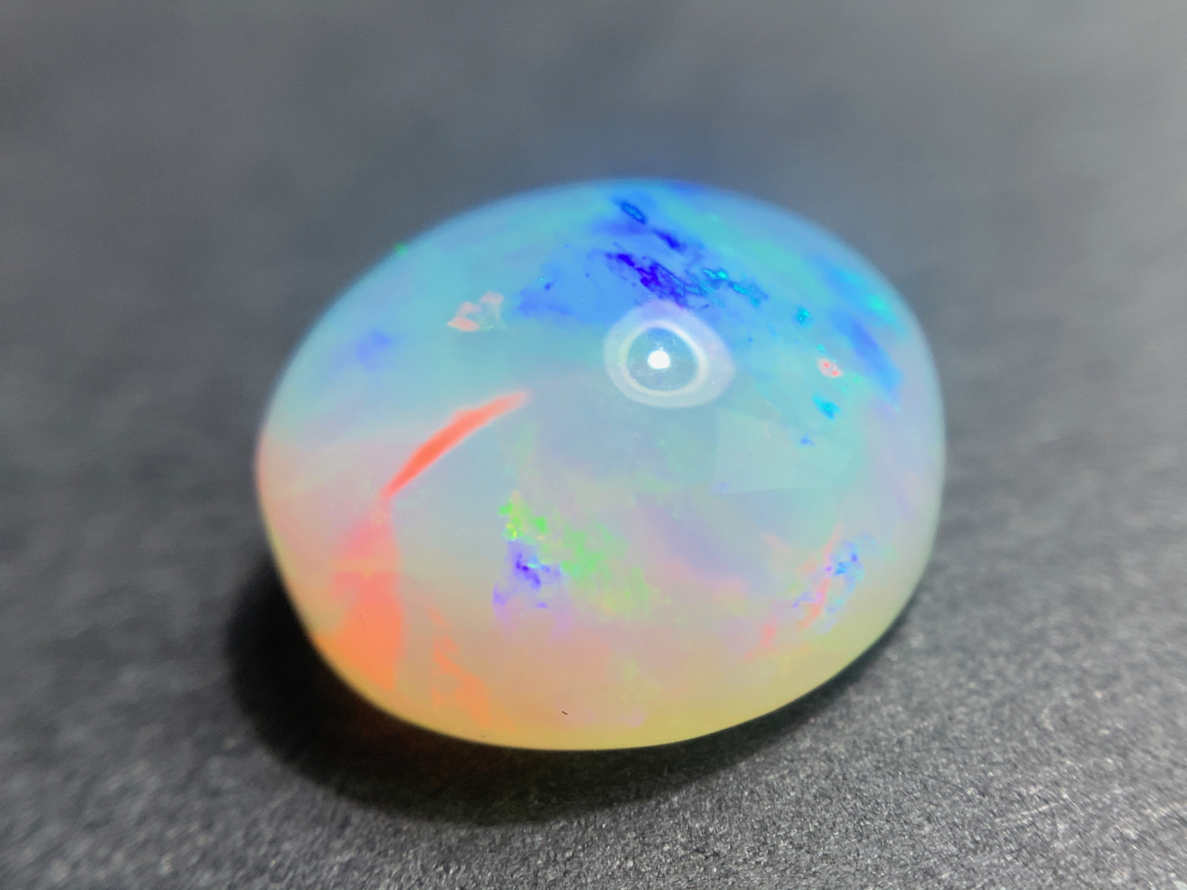 1 pcs Crystal Opal -Welo - 2.80 ct - B 601