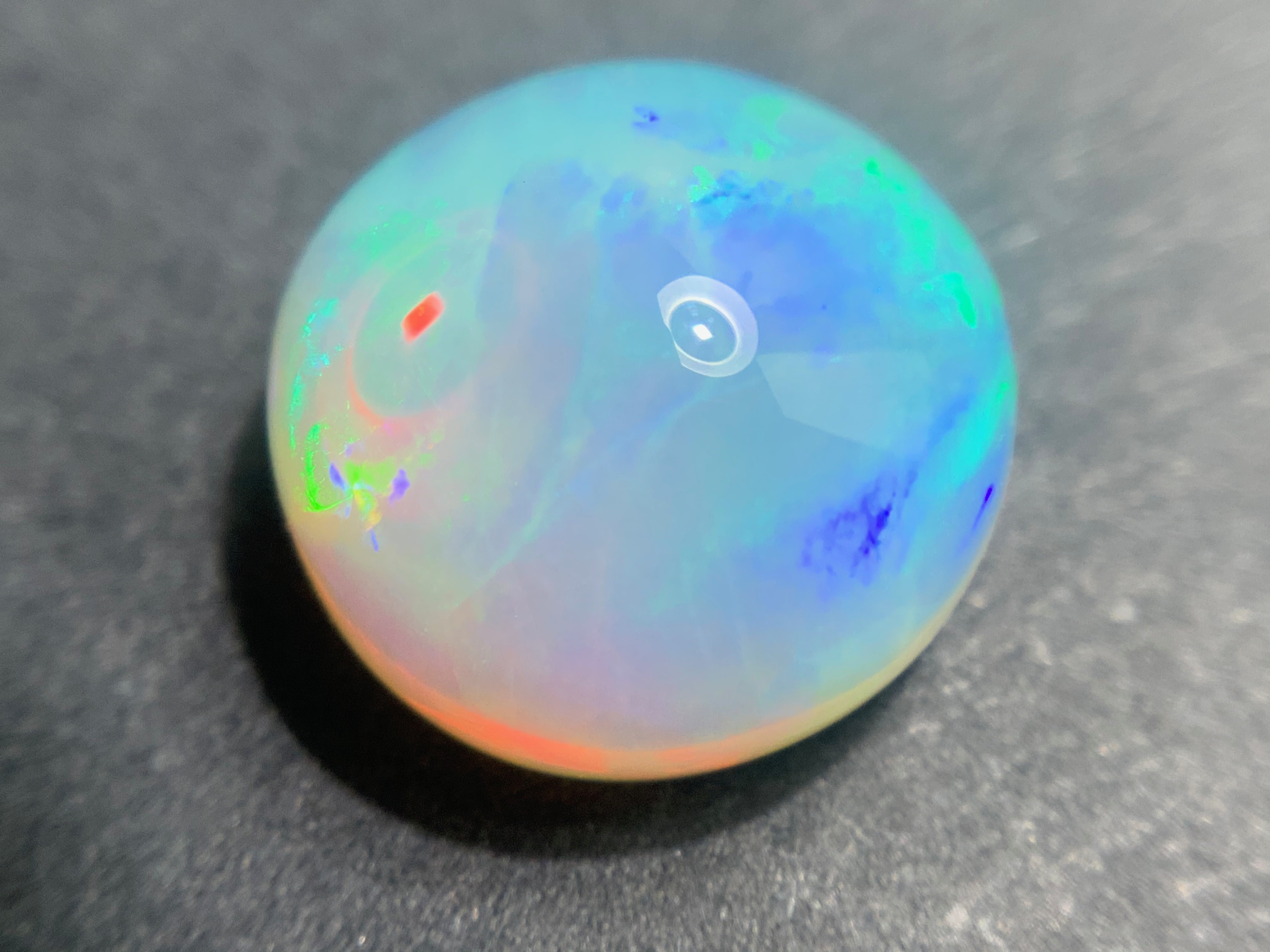 1 pcs Crystal Opal -Welo - 2.80 ct - B 601