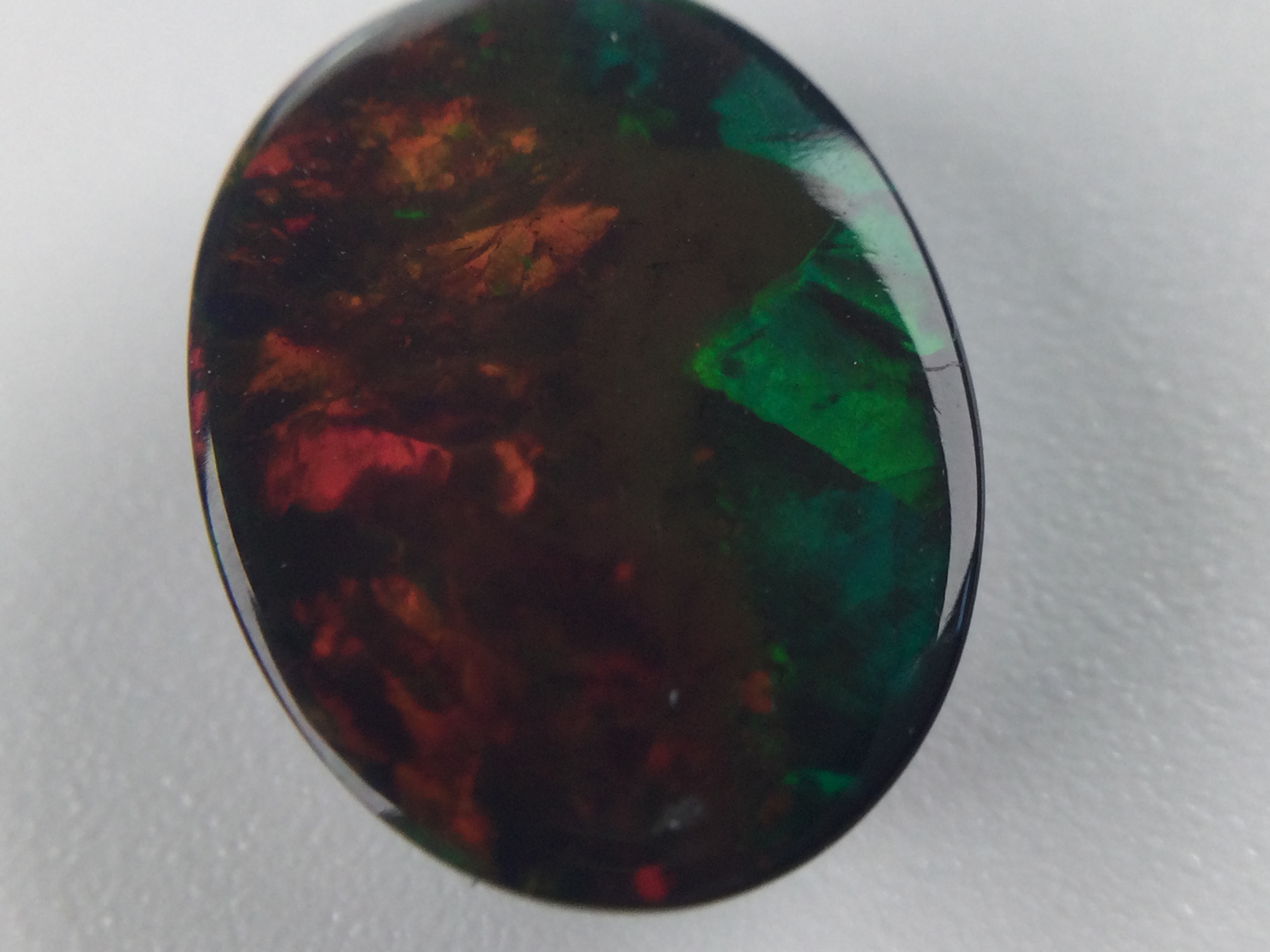 Natural Black Opal-Welo - 1.45 ct (Ethiopien) B106