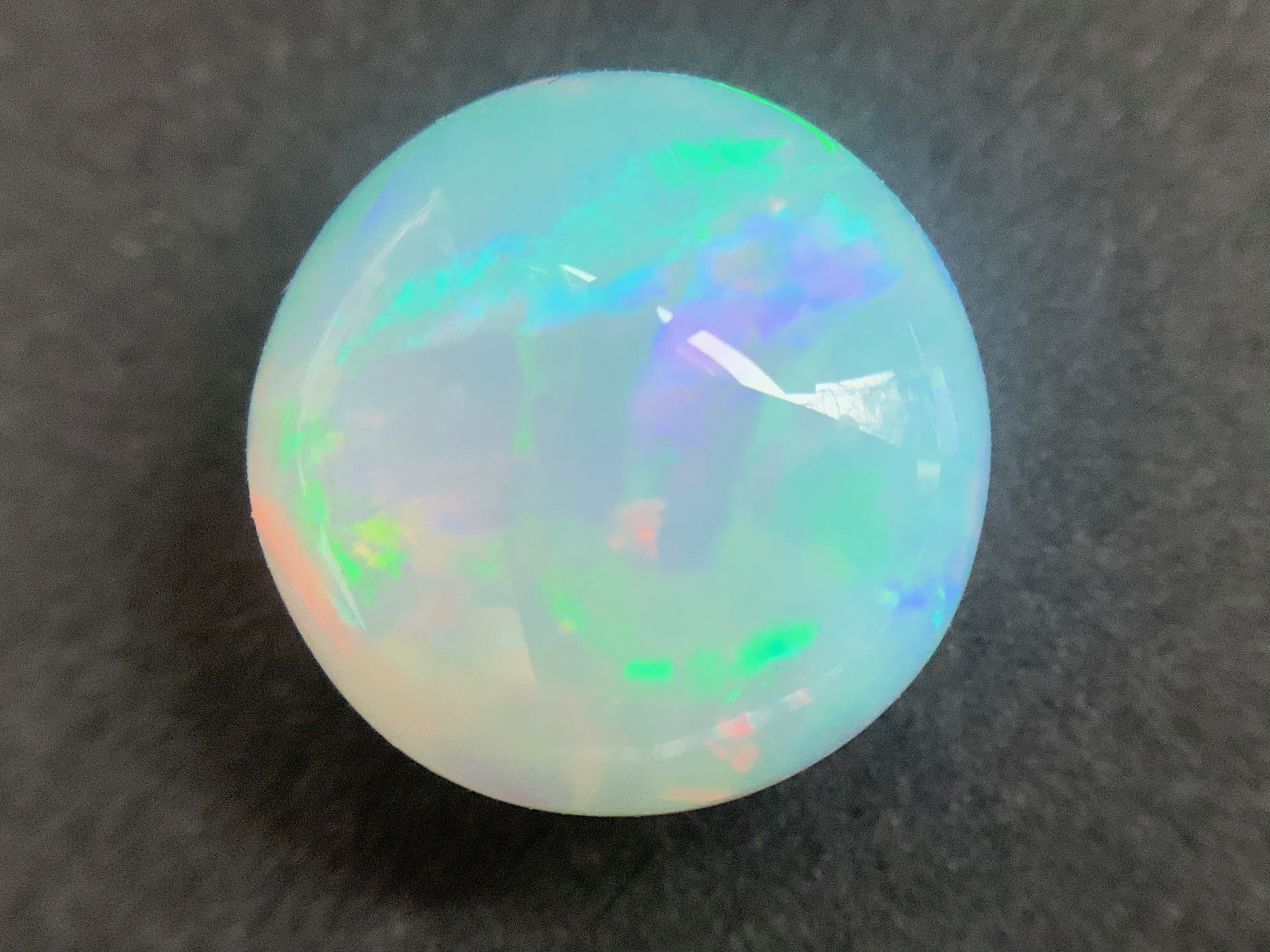 1 pcs Crystal Opal -Welo - 2.80 ct - B 601