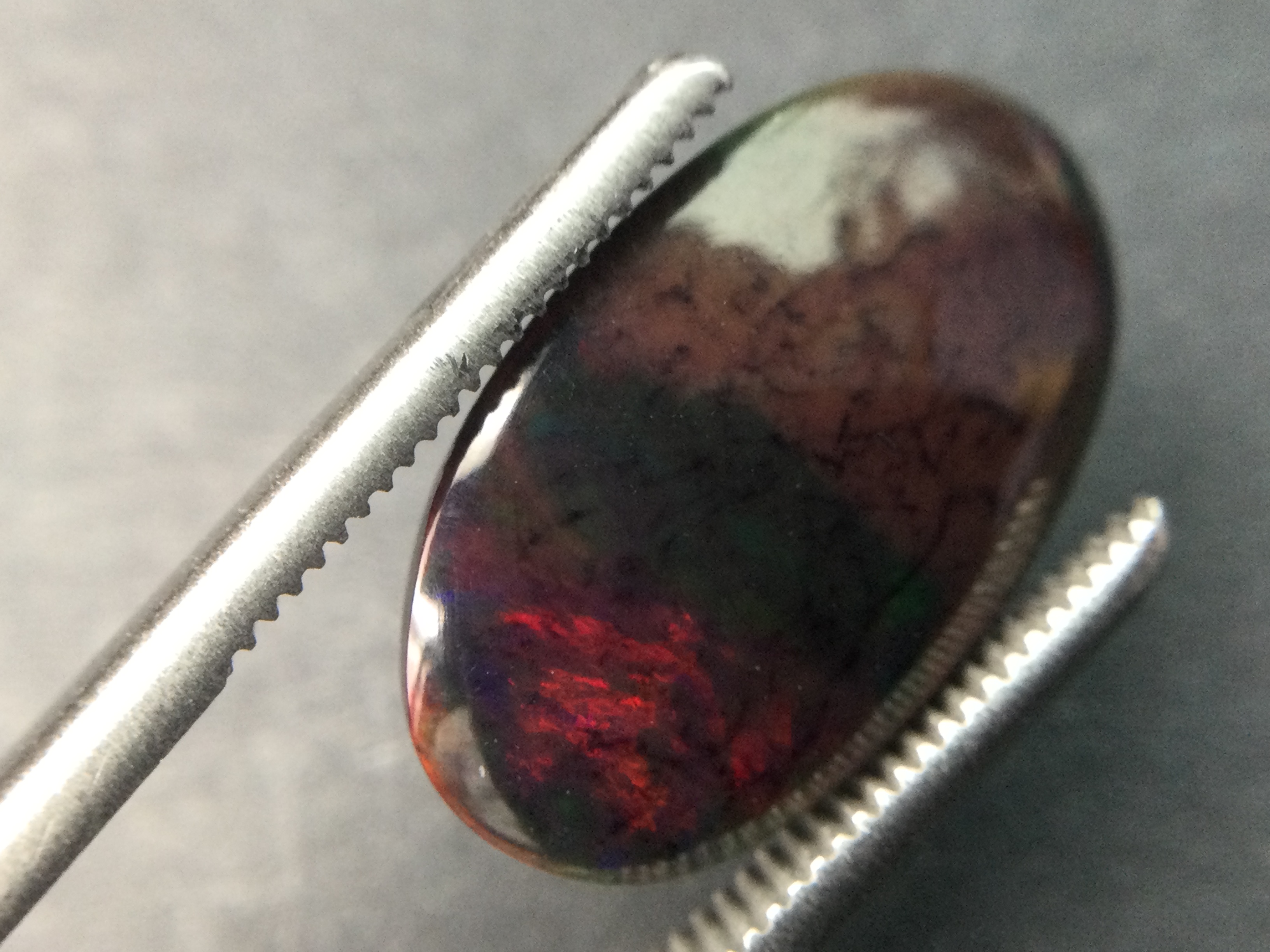 Natural Black Opal-4.66 ct Welo (Ethiopien) B285