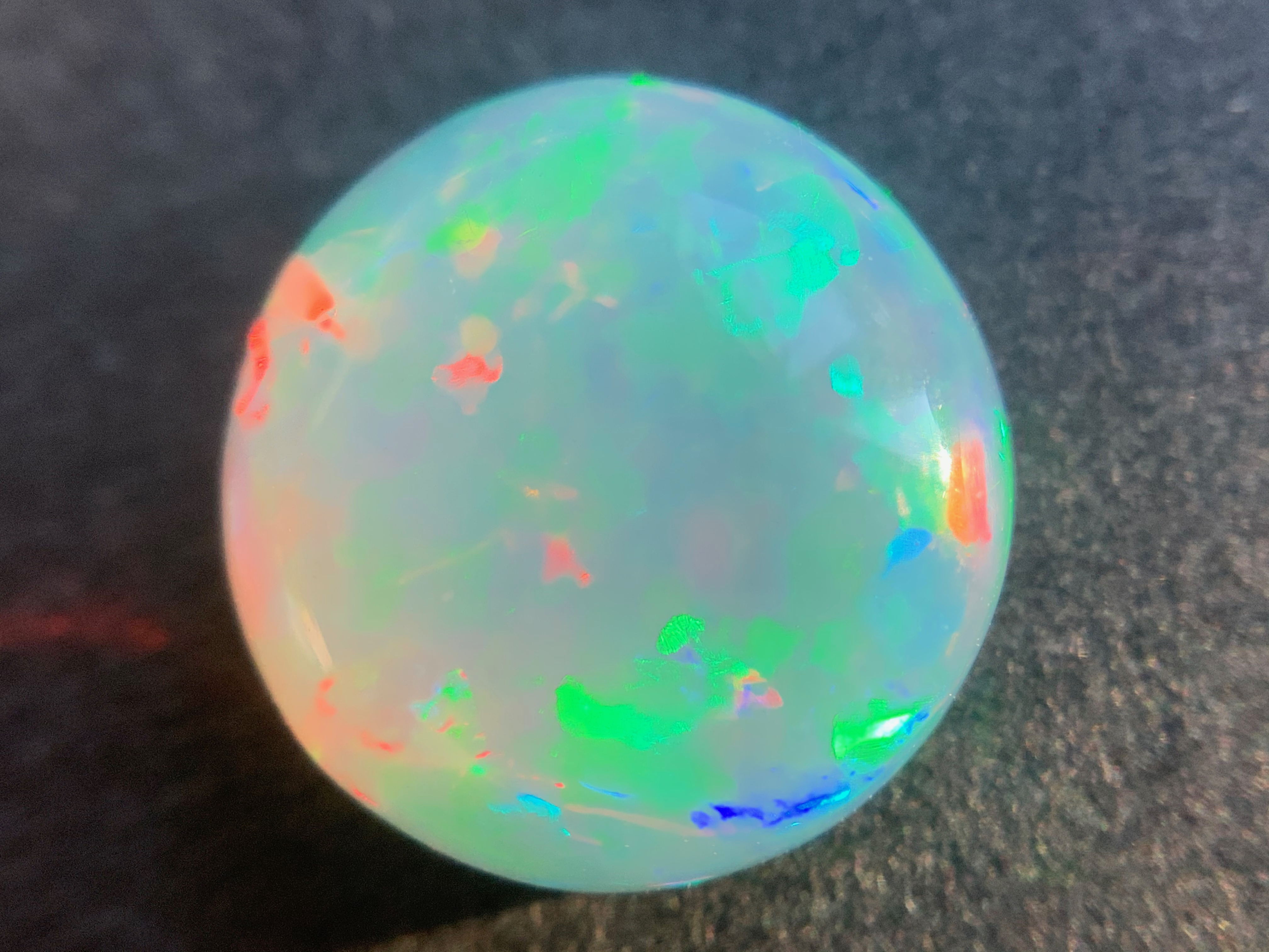 1 pcs Crystal Opal -Welo - 1.38 ct - B 581