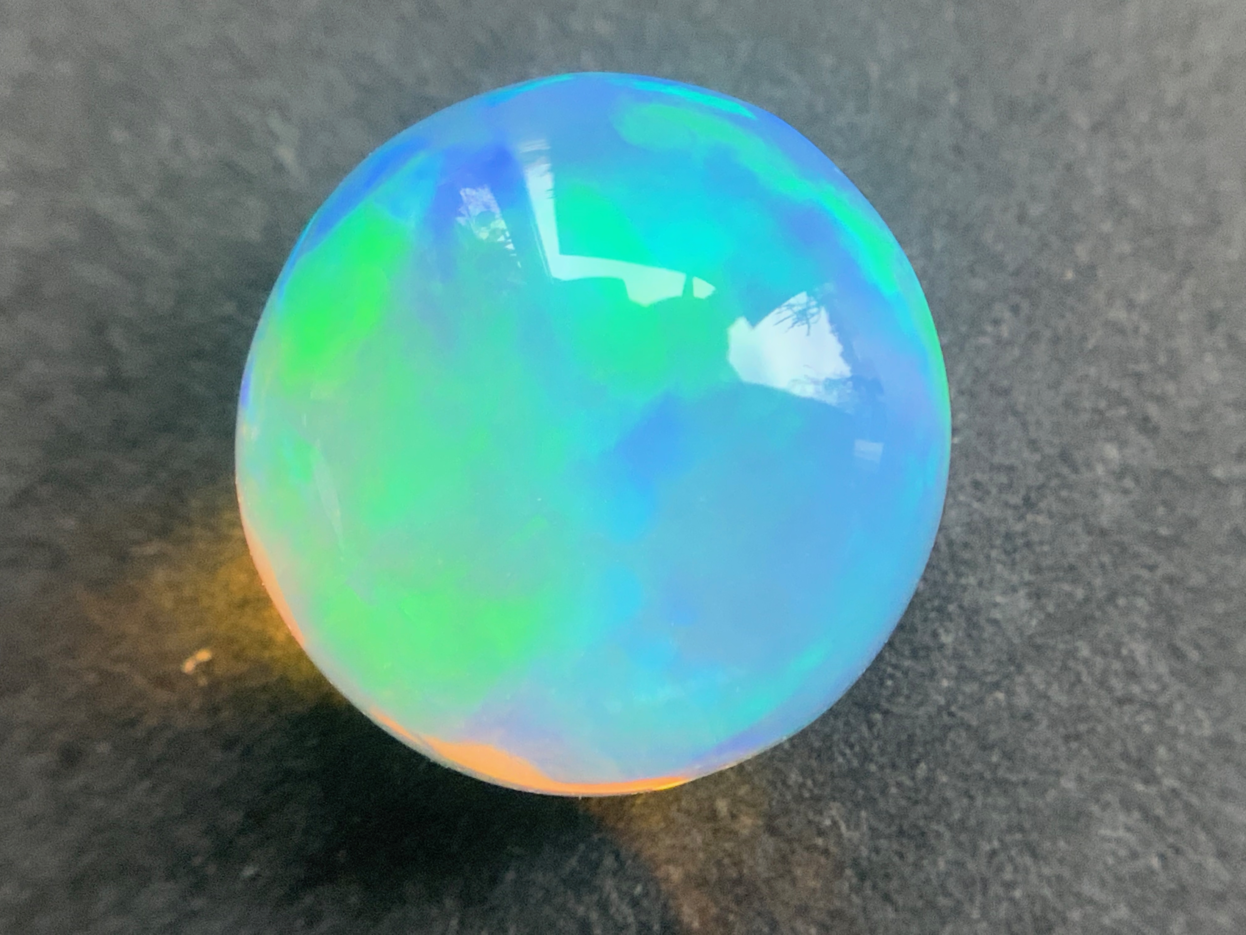 1 pcs Crystal Opal -Welo - 2.07 ct - B 585