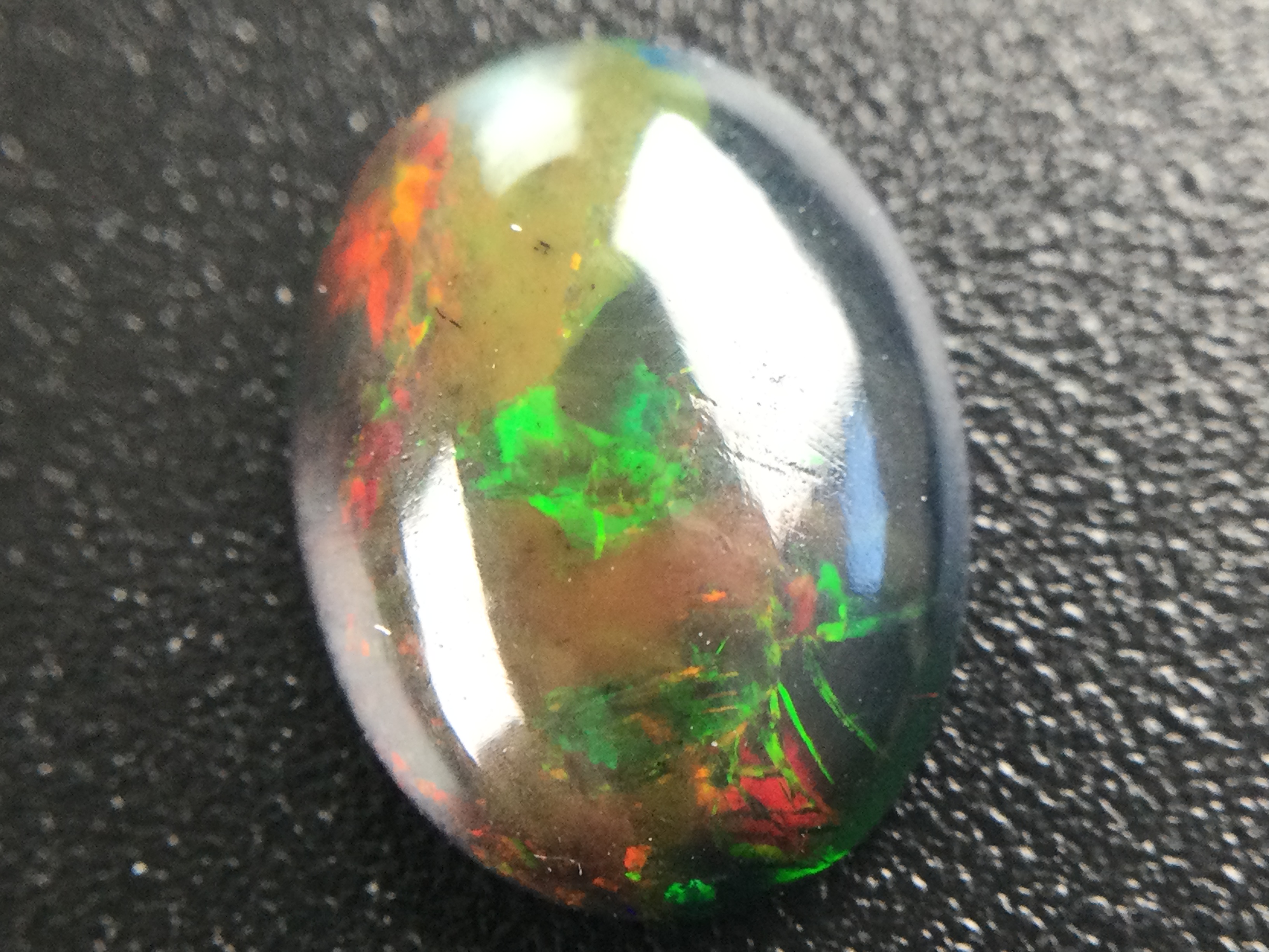 Natural Black Opal-Welo - 1.45 ct (Ethiopien) B106