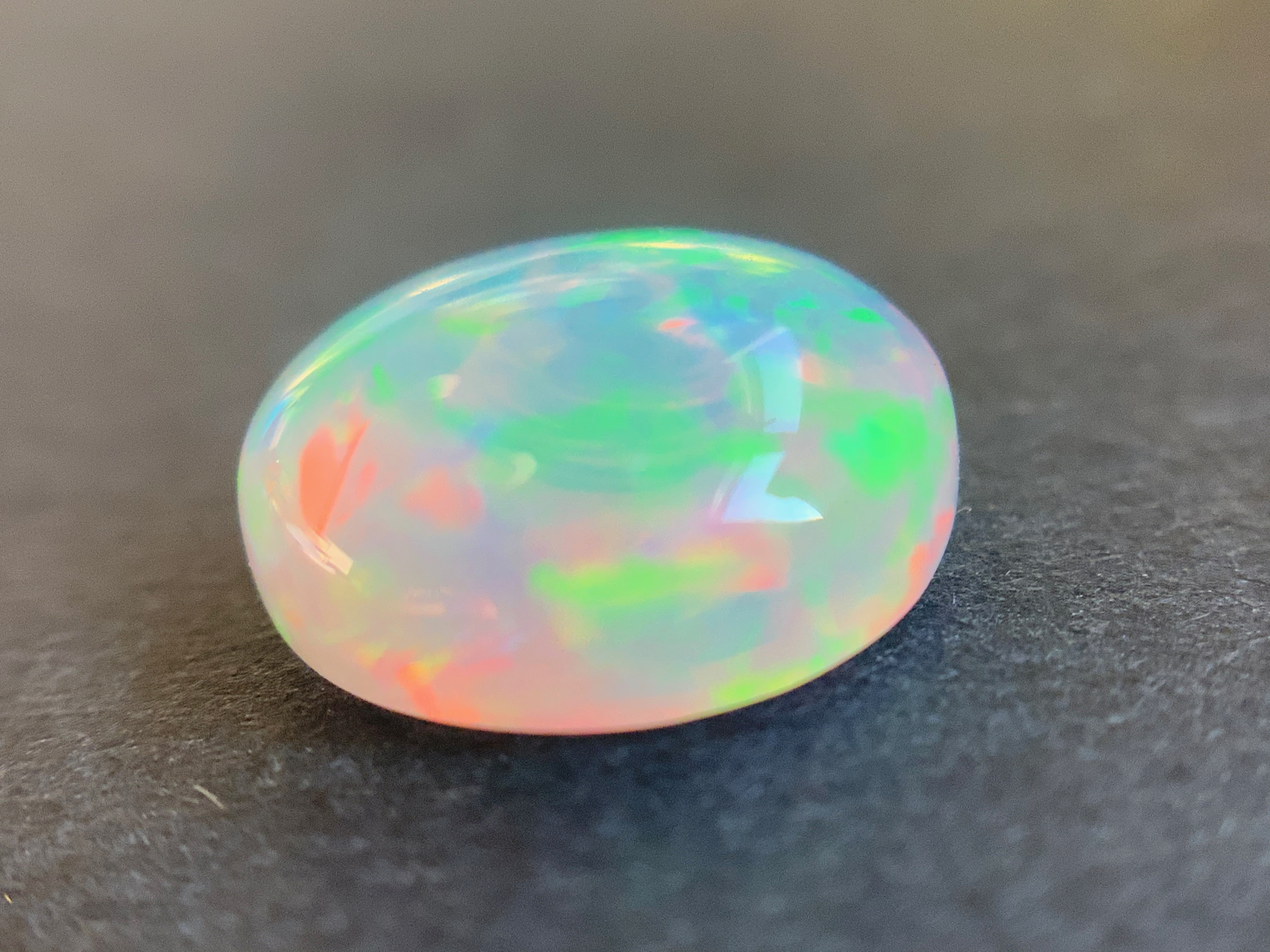 1 pcs Crystal Opal -Welo - 1.38 ct - B 581