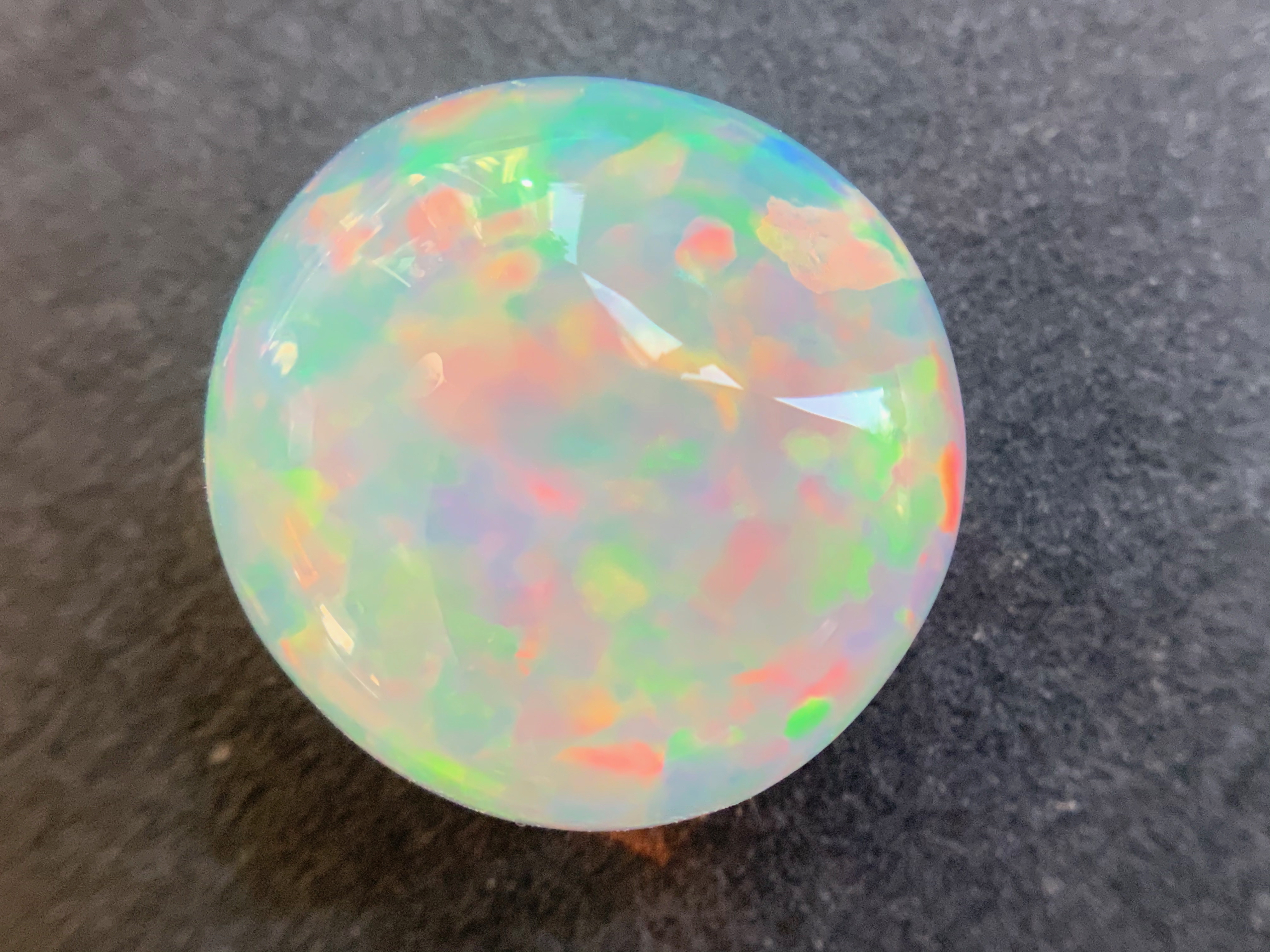 1 pcs Crystal Opal -Welo - 1.77 ct - B 605