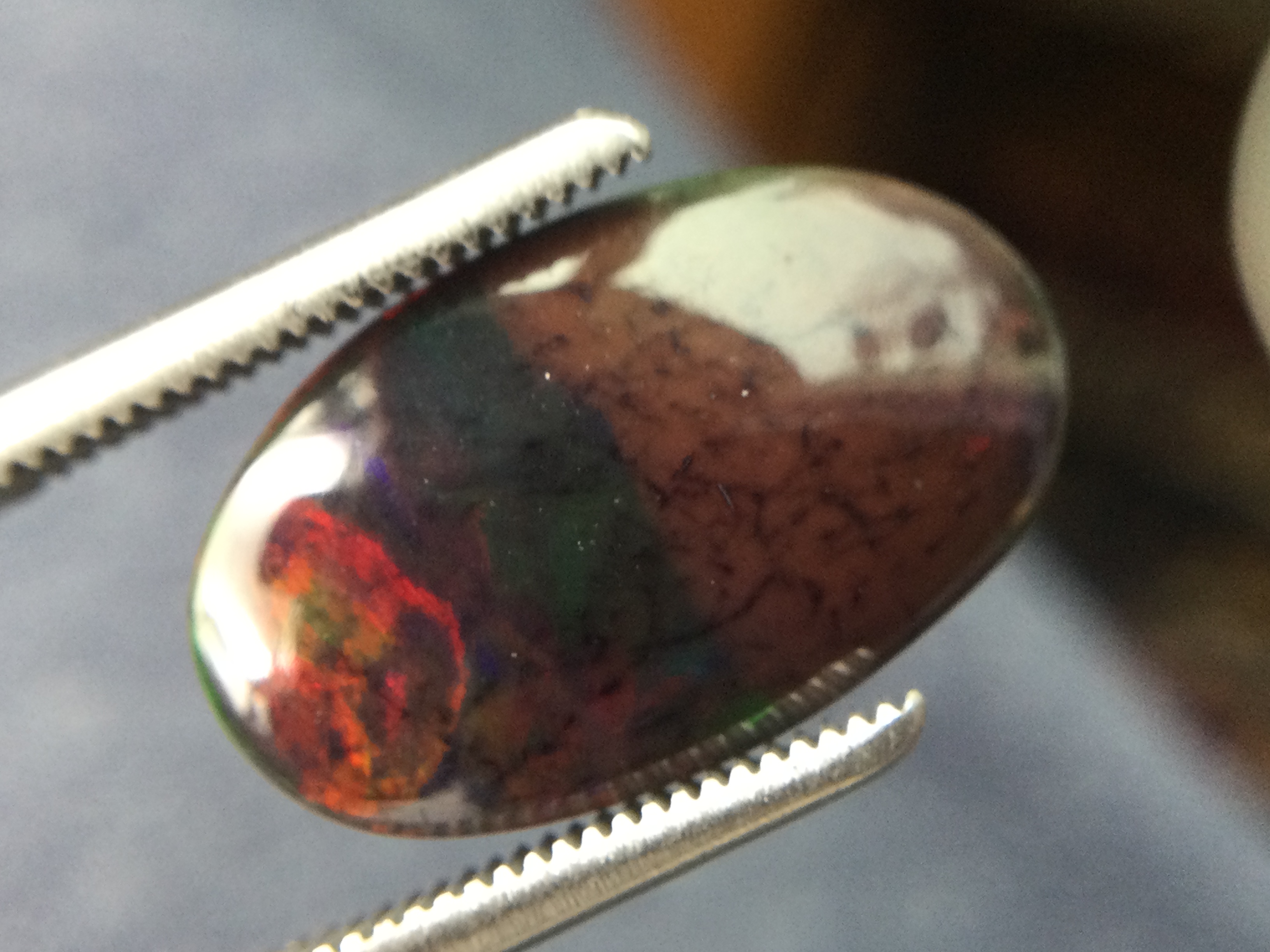 Natural Black Opal-4.66 ct Welo (Ethiopien) B285