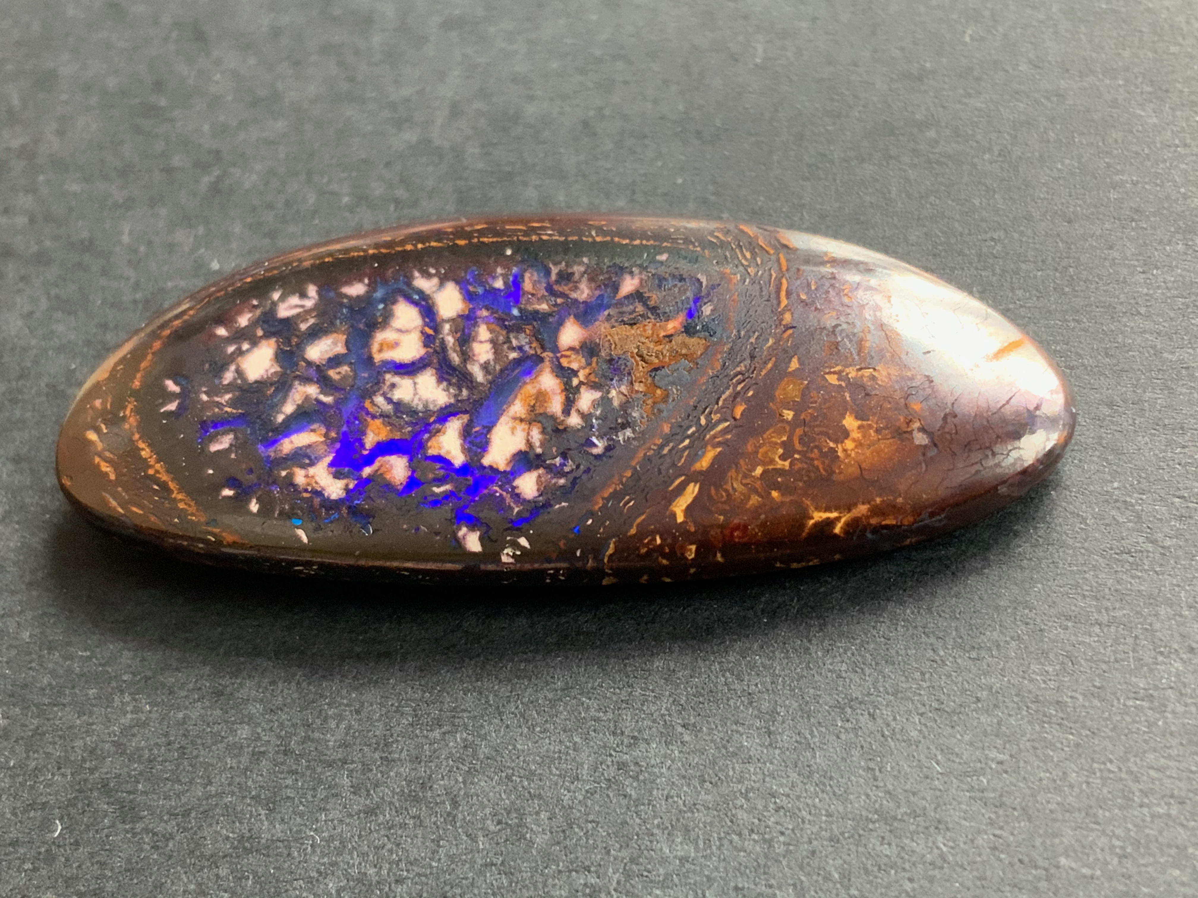 1 pcs KOROIT  Opal - 32.70 ct -B621