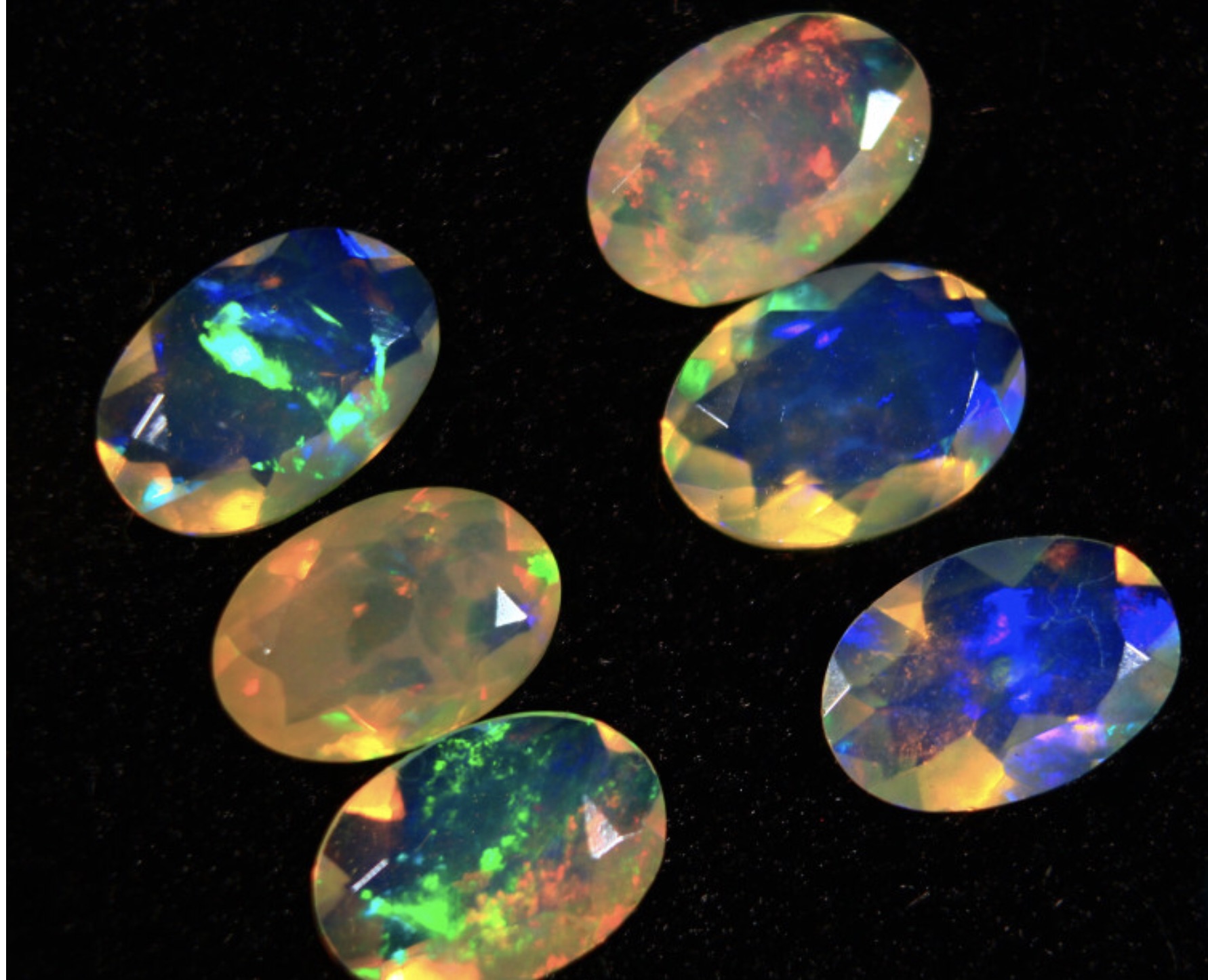  Konvolut von 6 ethiopischen( Welo) Crystal Opalen B 256 - 1.80 ct