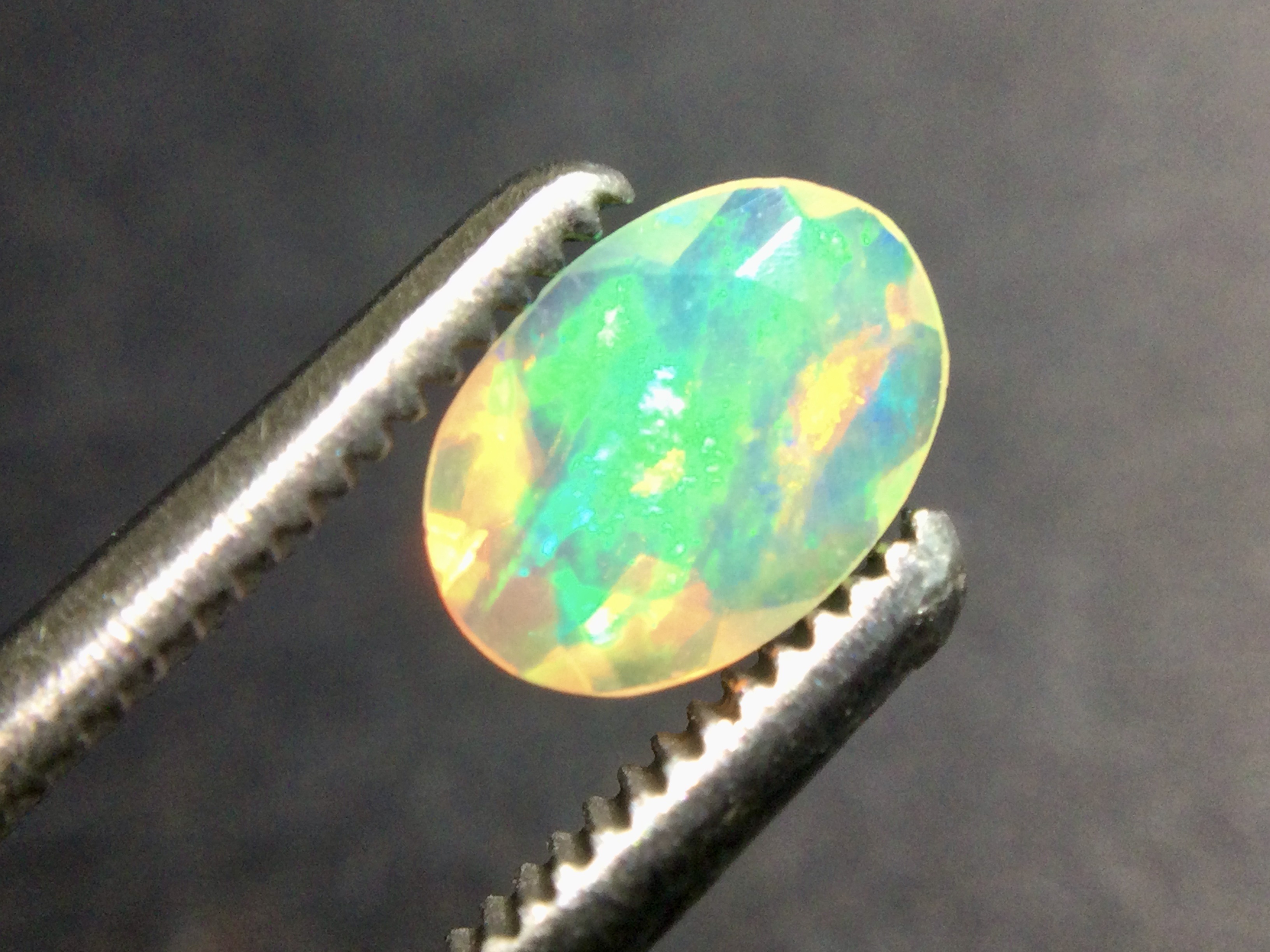  Konvolut von 6 ethiopischen( Welo) Crystal Opalen B 256 - 1.80 ct