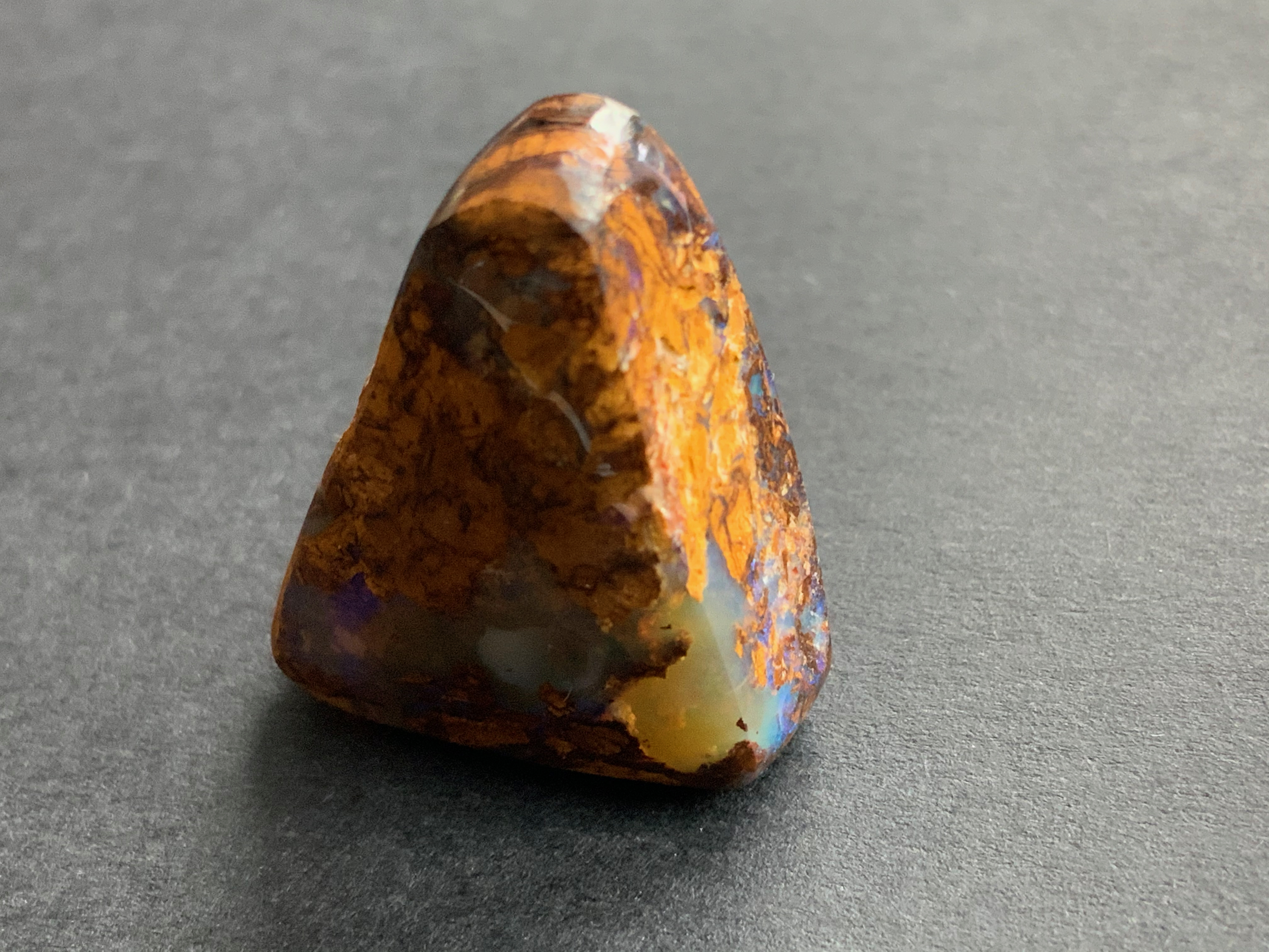 1 pcs YOWAH Opal - 20.00 ct -B622