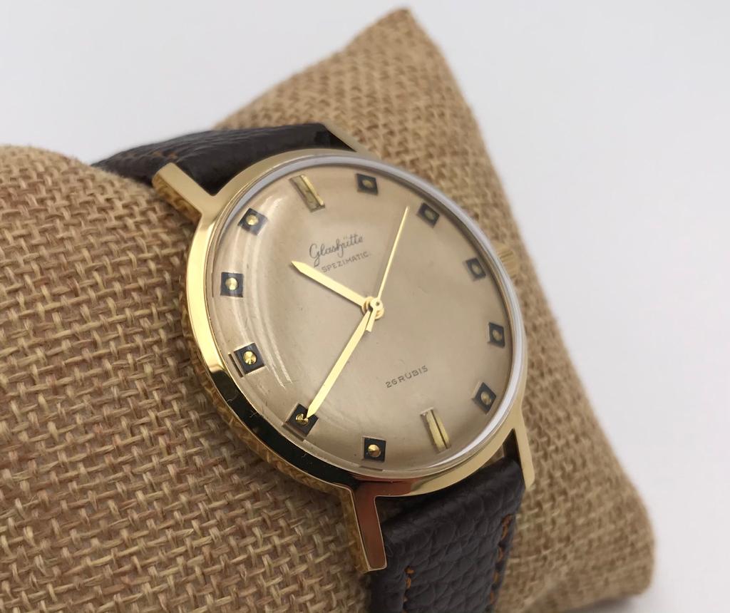 Glashütte Spezimatic Kaliber 74 / 36mm Automatik.