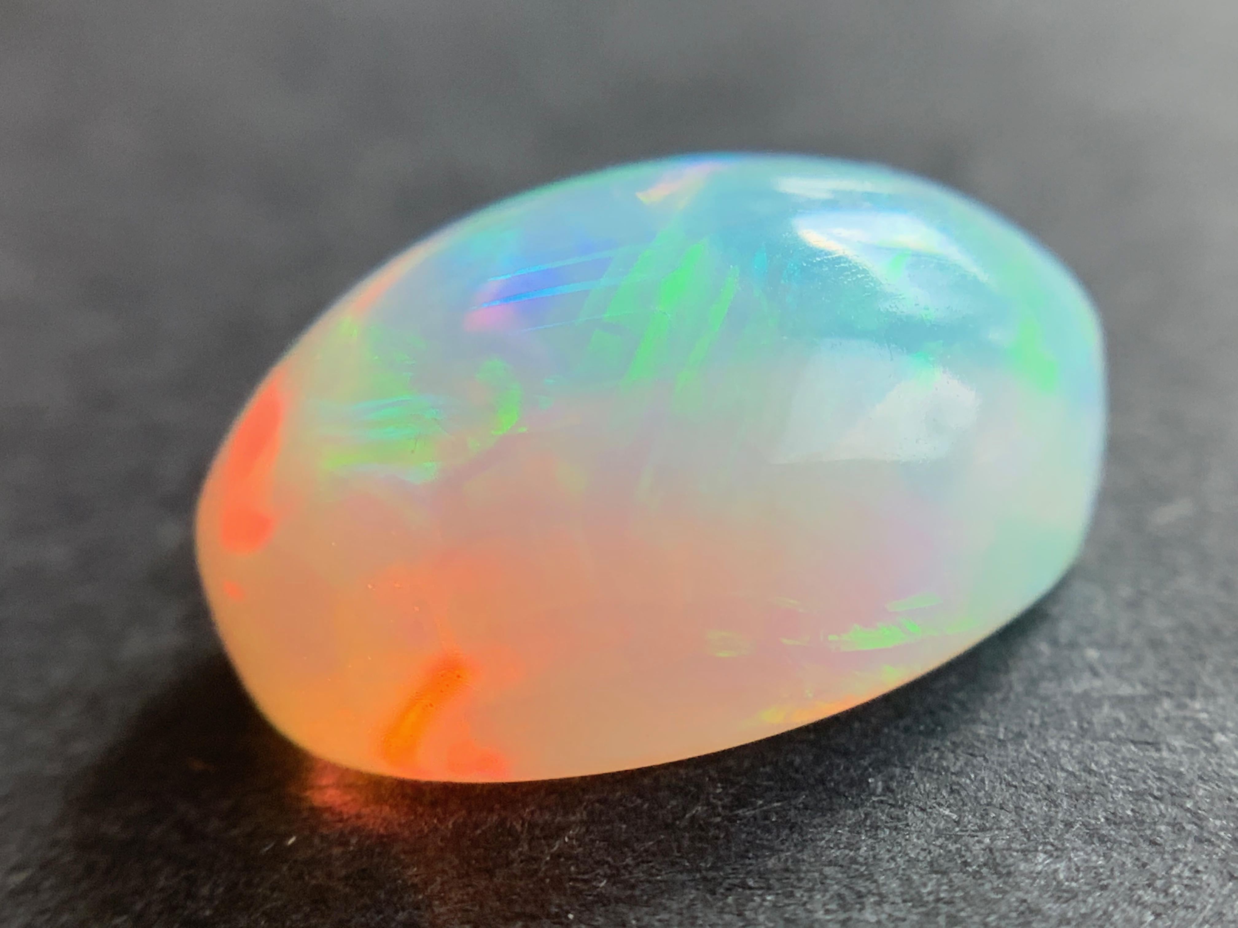 1 pcs  Crystal Opal -Welo - 3.17 ct - B 580