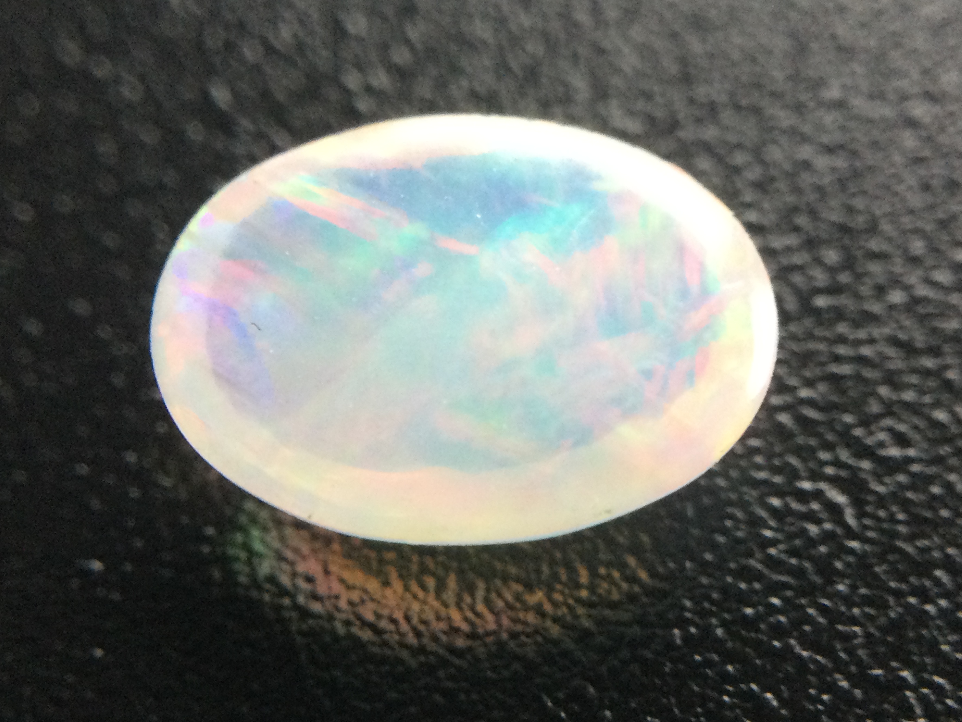 Konvolut von 10 Ethiopischen Welo -Crystal Opalen - 7.30 ct .B308