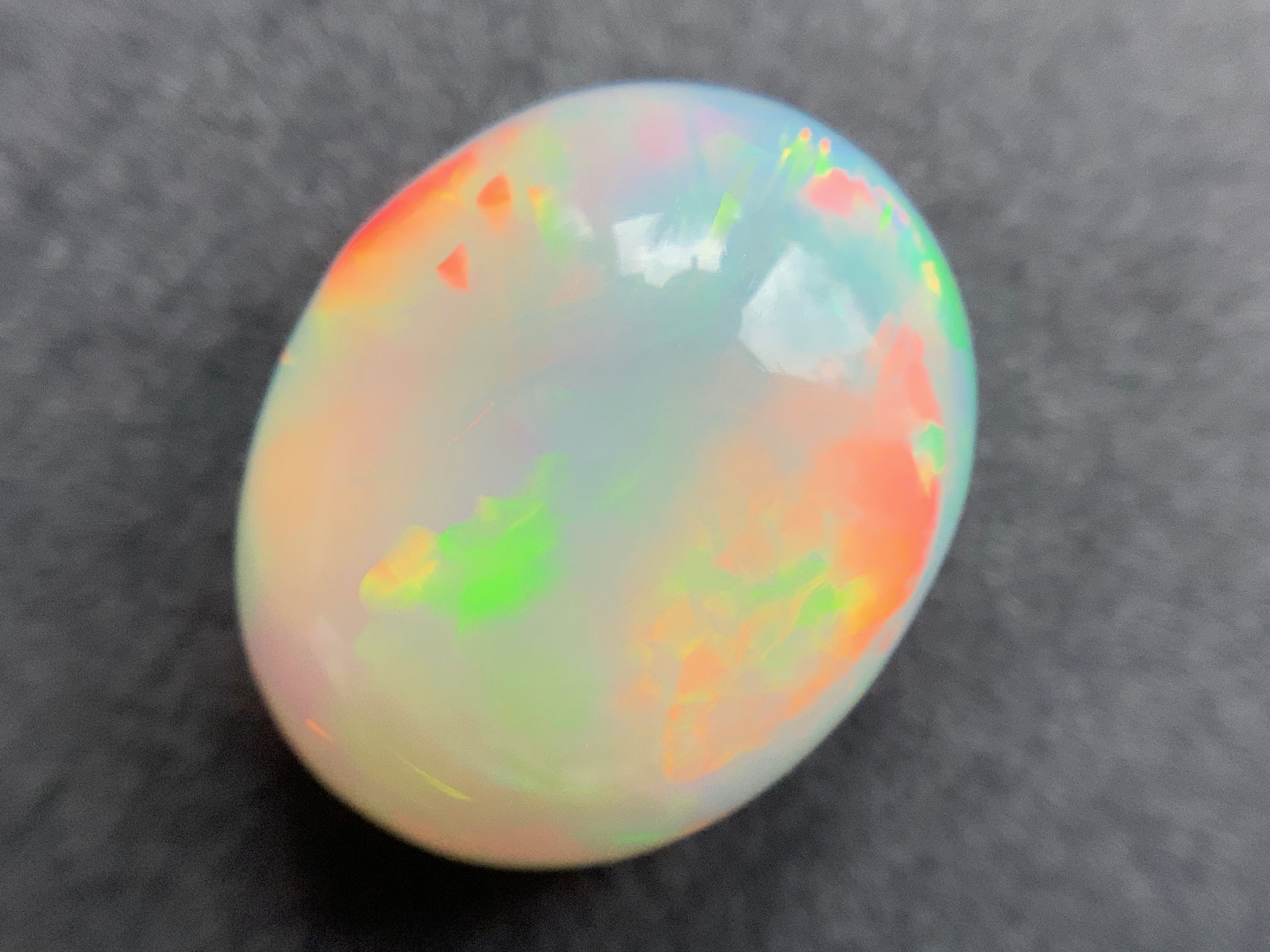 1 pcs Crystal Opal -Welo - 5.60 ct - B 584